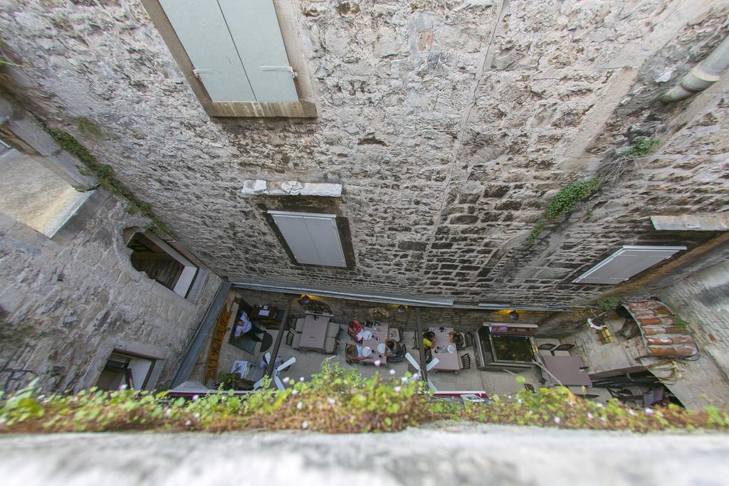City Hostel Τρογκίρ Δωμάτιο φωτογραφία