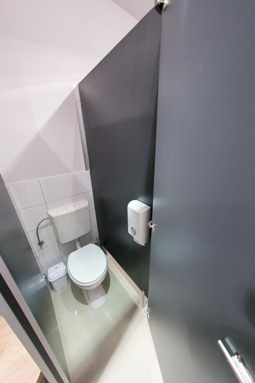 City Hostel Τρογκίρ Εξωτερικό φωτογραφία